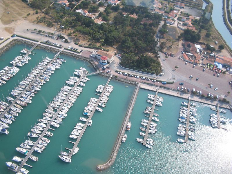 Saint georges d oleron vue aerienne du port du douhet cmt17 o gabard